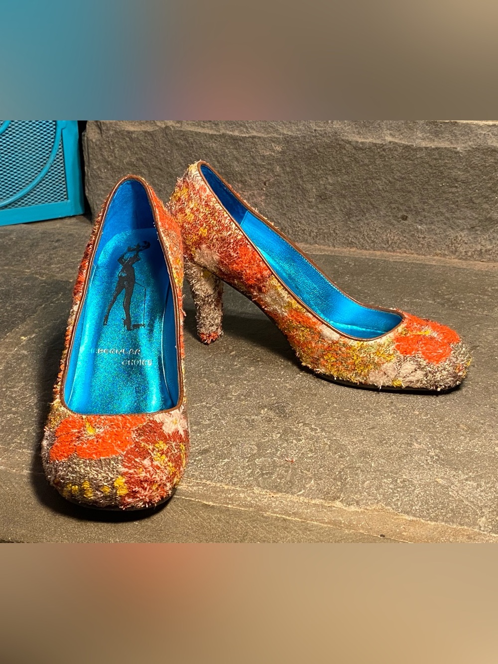 Fabulous VTG Irregular Choice round toe Baby Doll pumps,fuzzy floral fabric,US 9